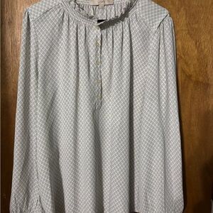 LOFT Gray Patterned Shirt